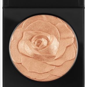 MAC Selena Highlighter